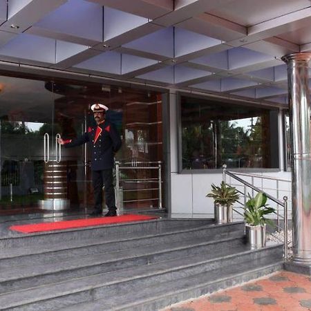 Hotel Nila Residency Shoranur Exteriér fotografie